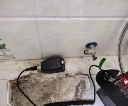 新乡市屋顶漏水维修公司分享下卫生间漏水的危害及解决方法